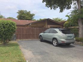 2080 Sw 24th Cir - Photo 1 of 1