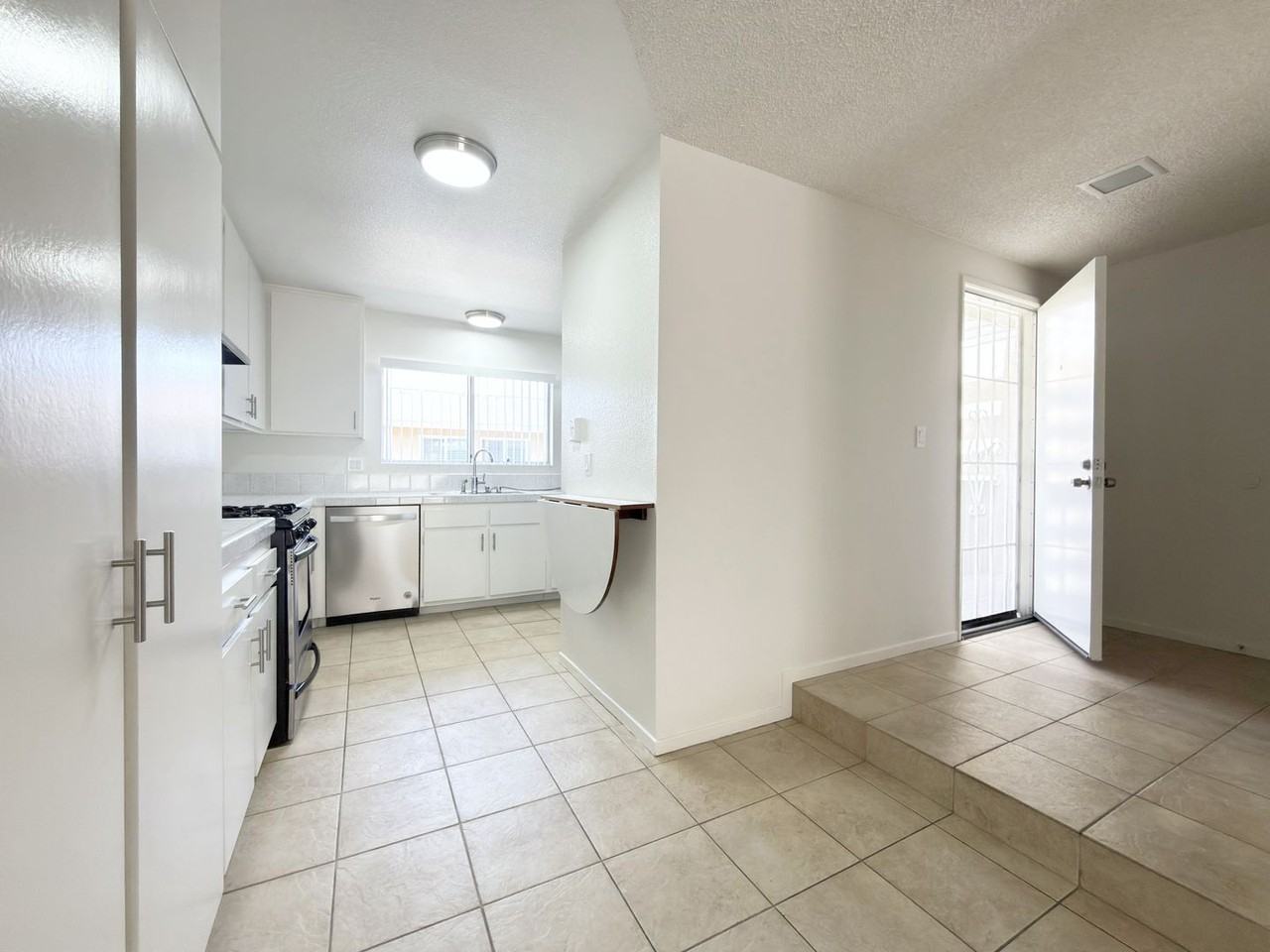 4213 La Casita Way #4 - Photo 3 of 23