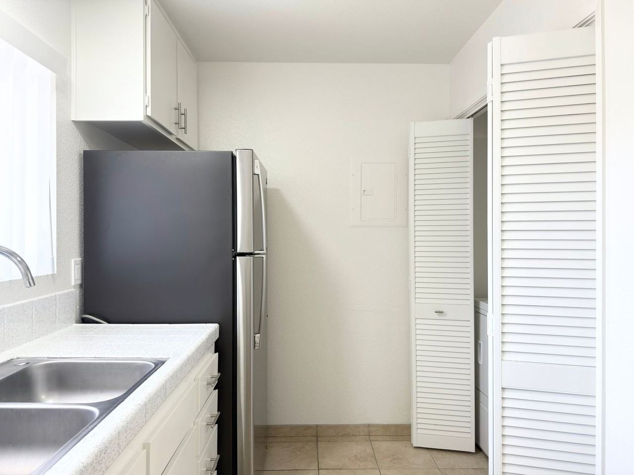 4213 La Casita Way #4 - Photo 6 of 23