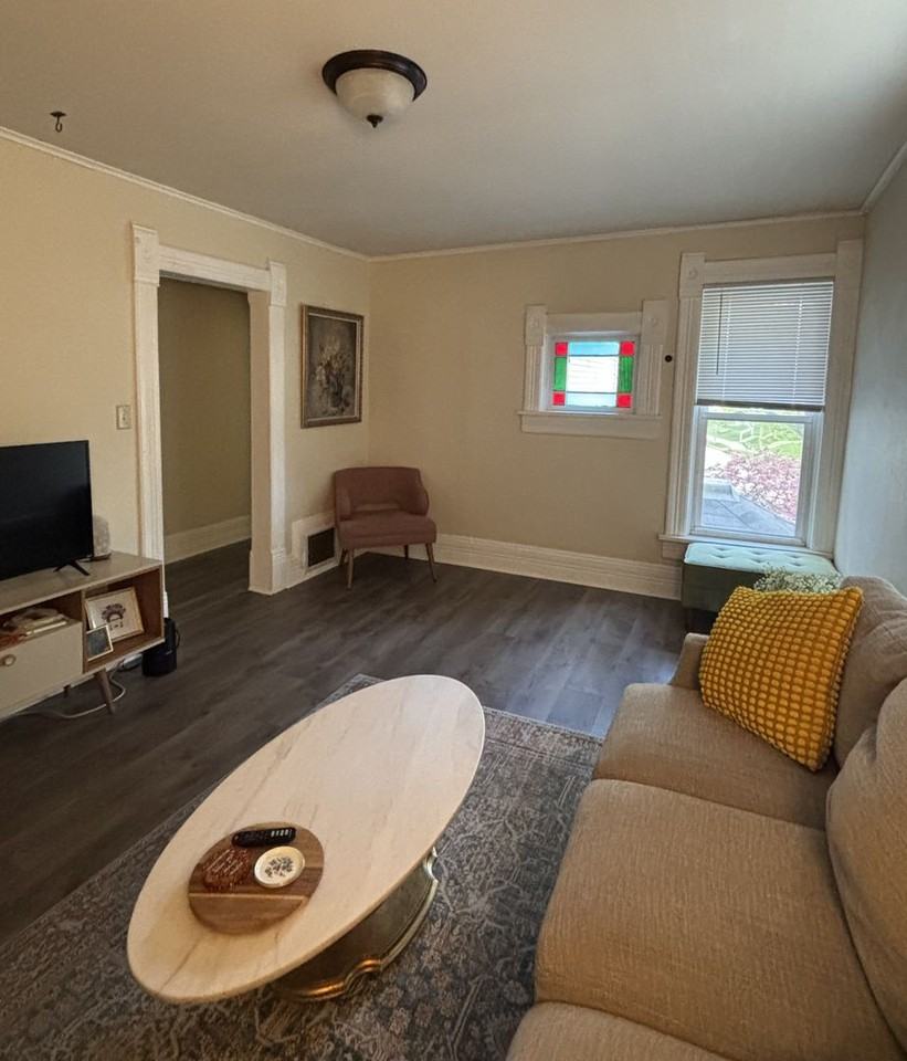2543A S Graham St - Photo 7 of 9