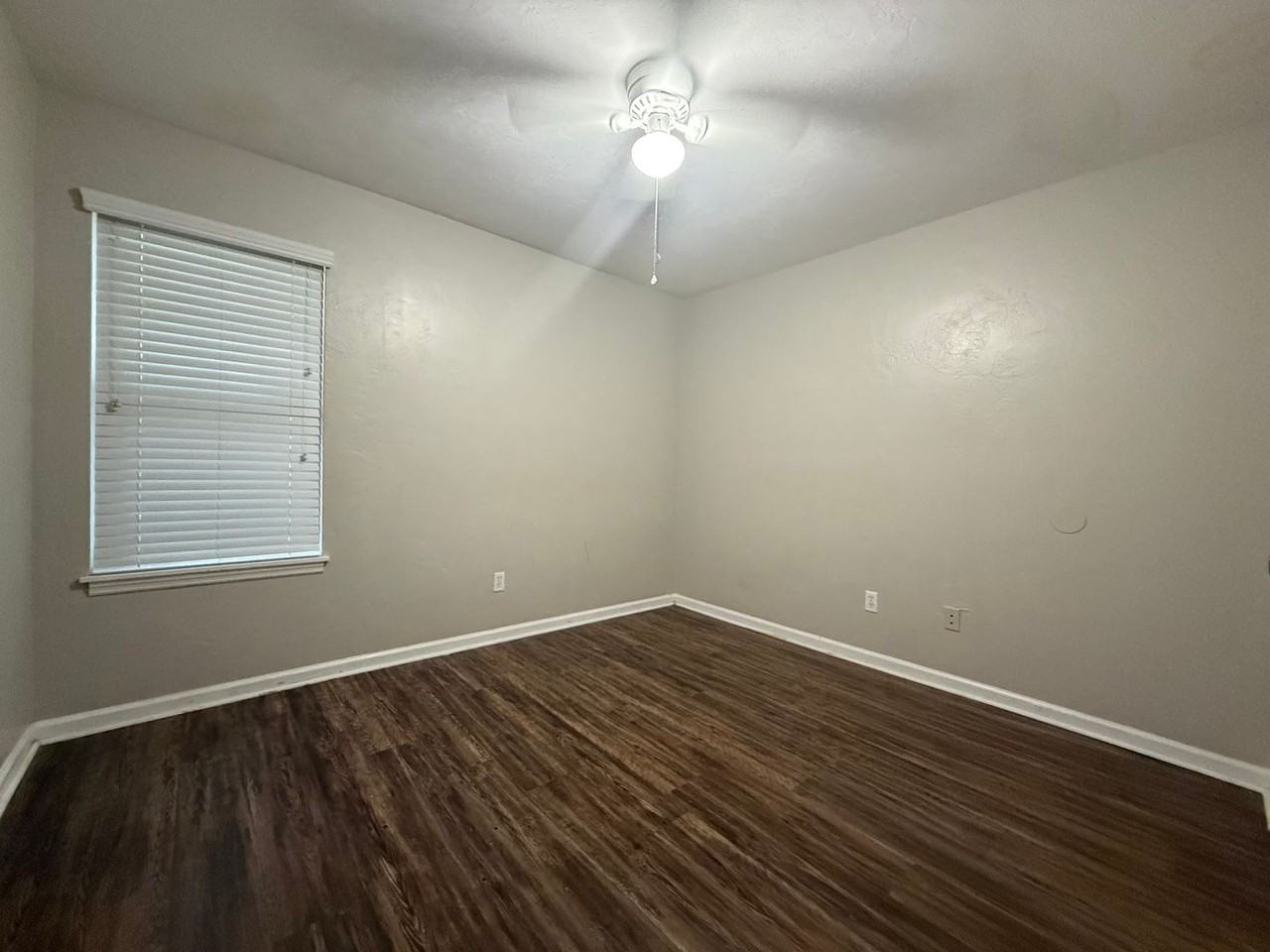 4378 Brewster Rd - Photo 4 of 6