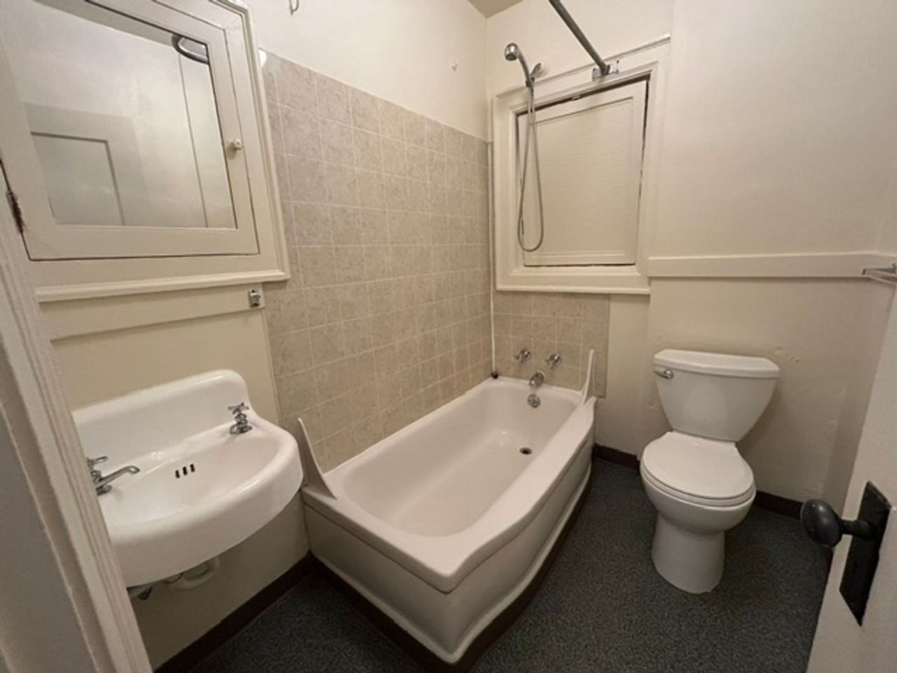 Lownsdale Apartments - Photo 6 of 31
