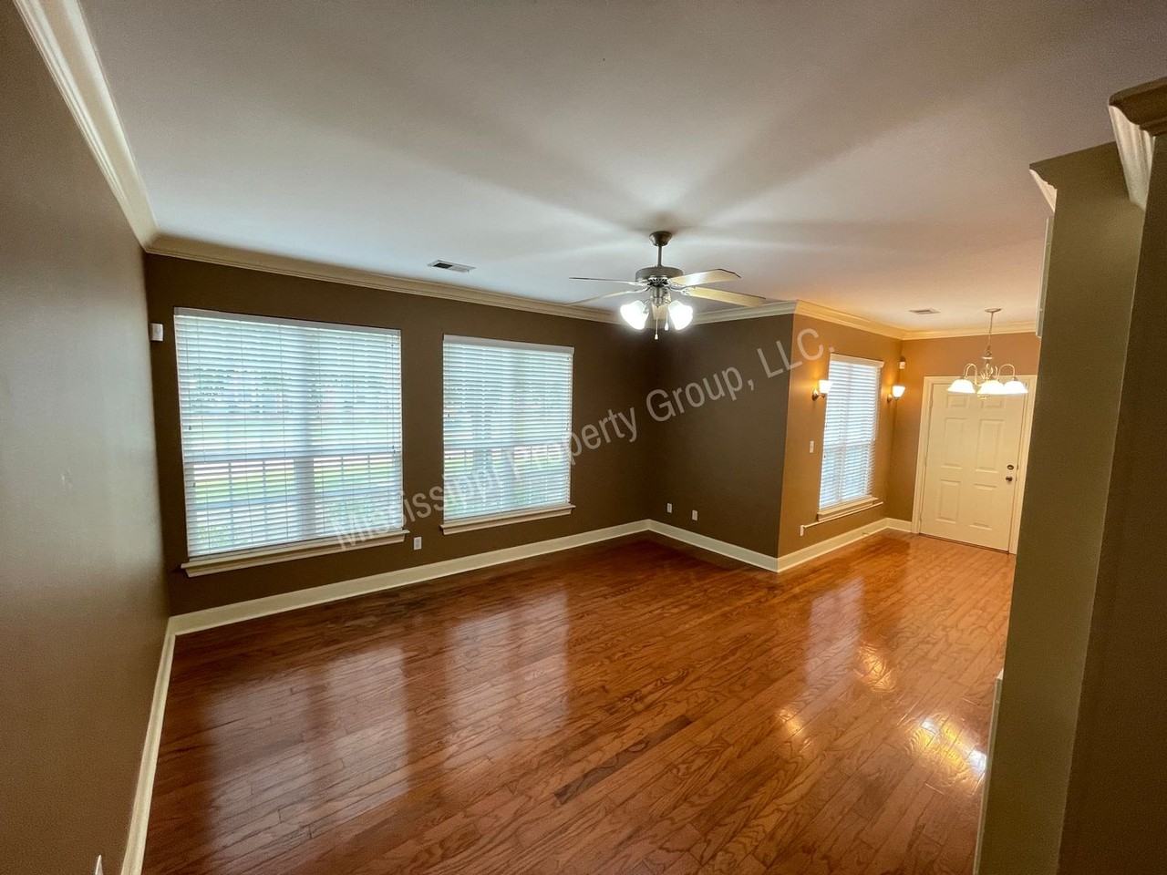 202 Private Road 3097 - Photo 3 of 21