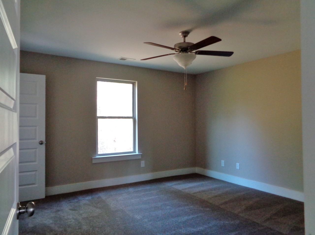 17686 Wallace Chapel Ln - Photo 7 of 14