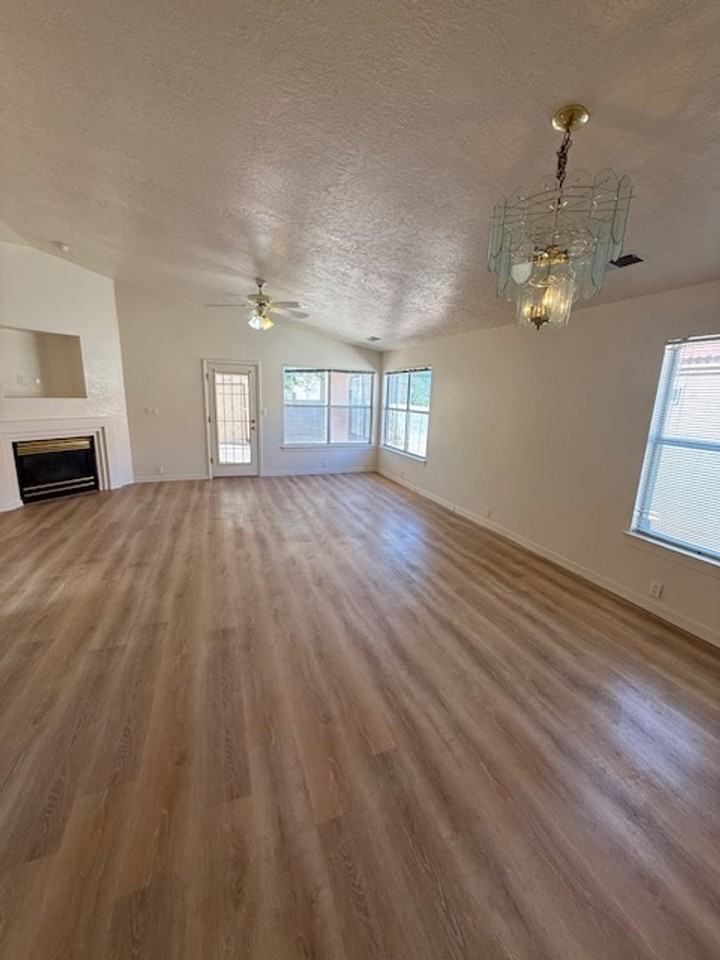 1105 Tony Sanchez Dr Se - Photo 2 of 16