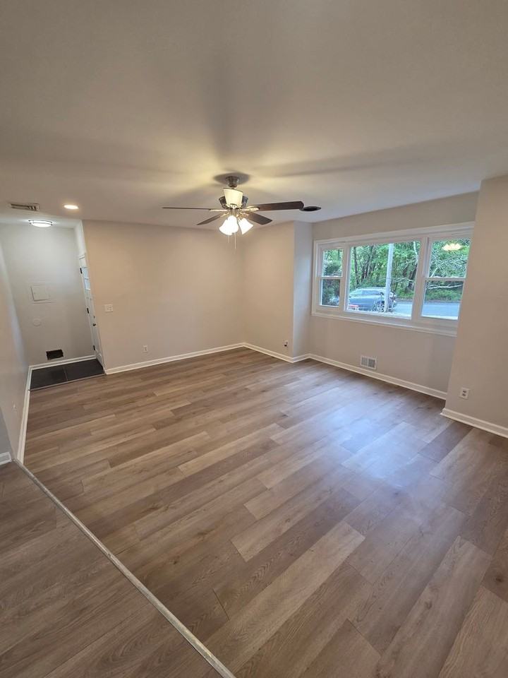 3 Freewood St - Photo 4 of 12