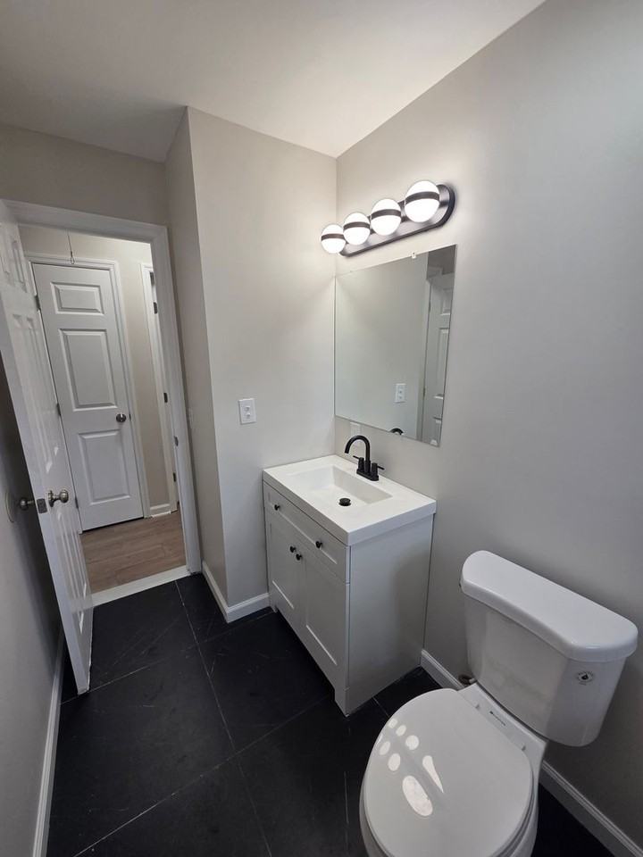 3 Freewood St - Photo 7 of 12