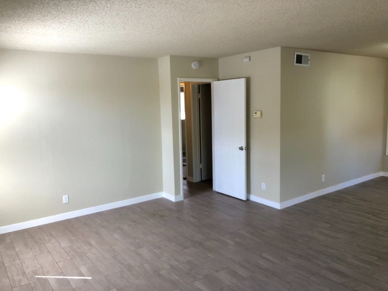 10743 Magnolia Ave #101 - Photo 6 of 8