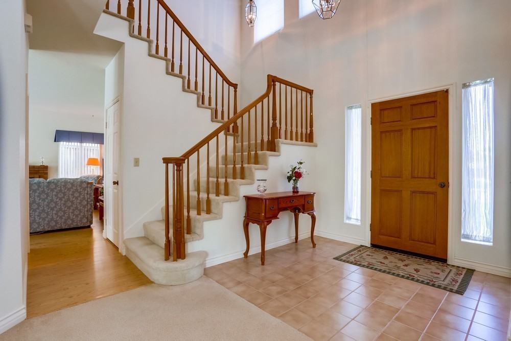2093 Sequoia Crst - Photo 3 of 27
