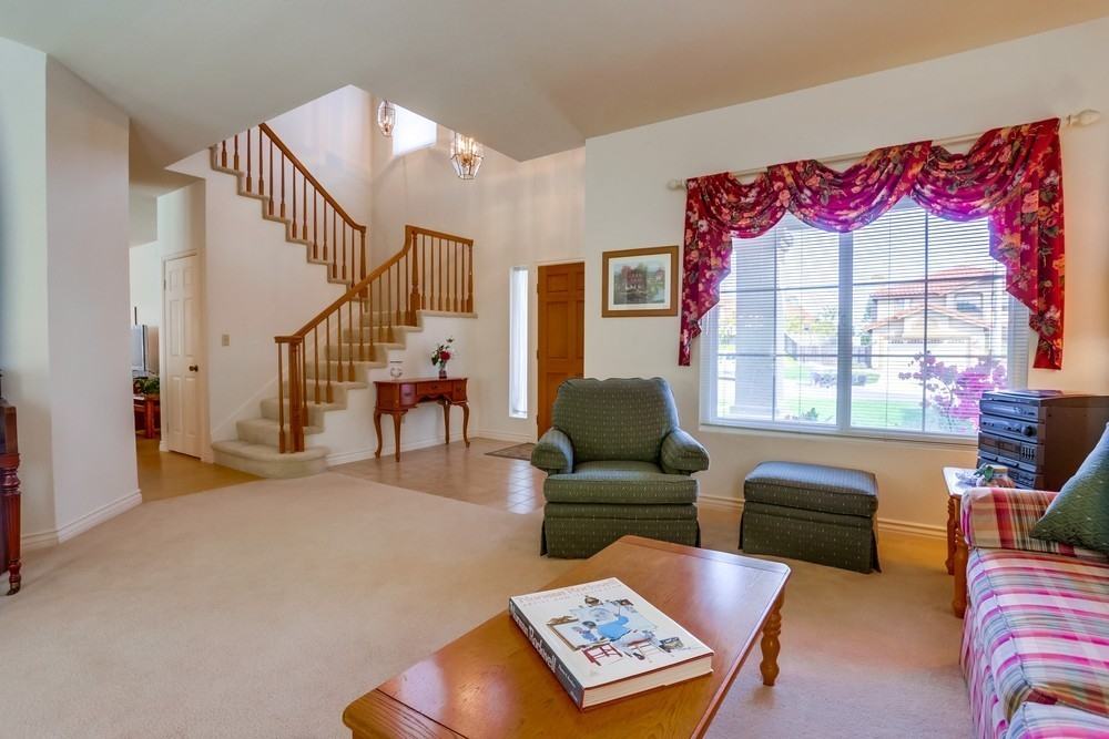 2093 Sequoia Crst - Photo 4 of 27