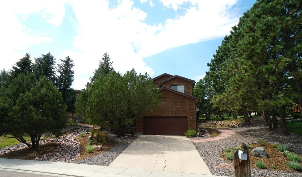 1155 Popes Valley Dr - Photo 3 of 37