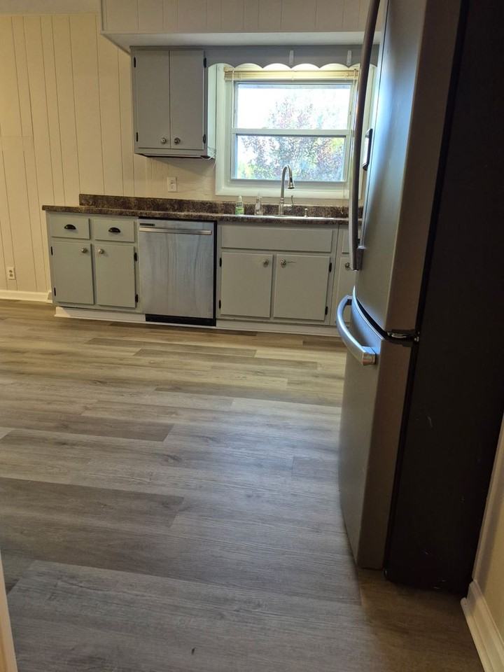124 Hobbs St - Photo 6 of 24