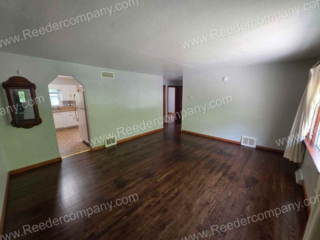 7131 Arkansas Ave - Photo 2 of 11
