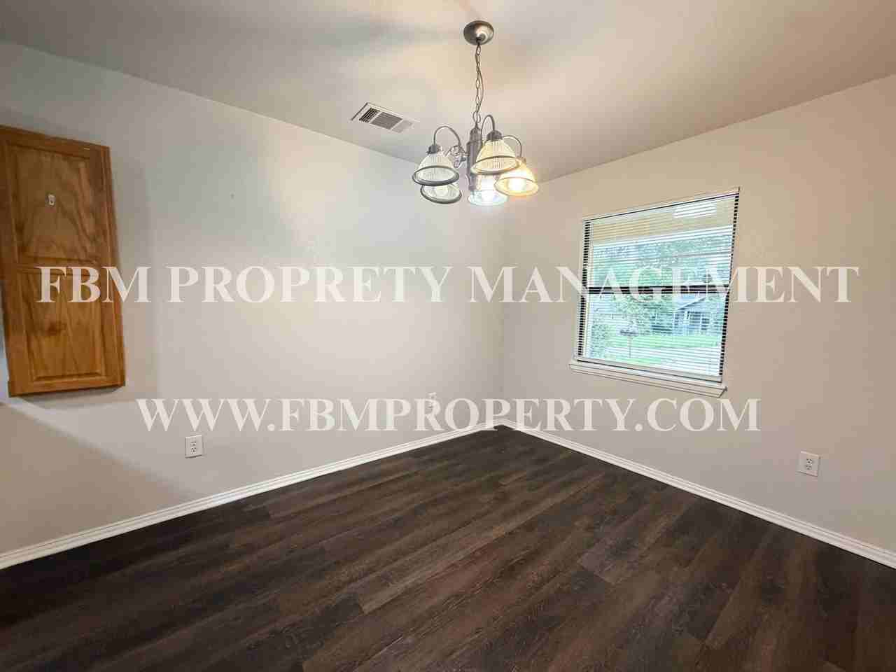 108 Sunset Cir - Photo 7 of 21