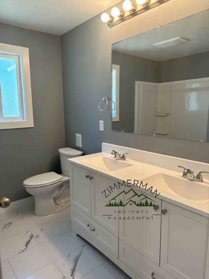 1740 City View St - Photo 7 of 10
