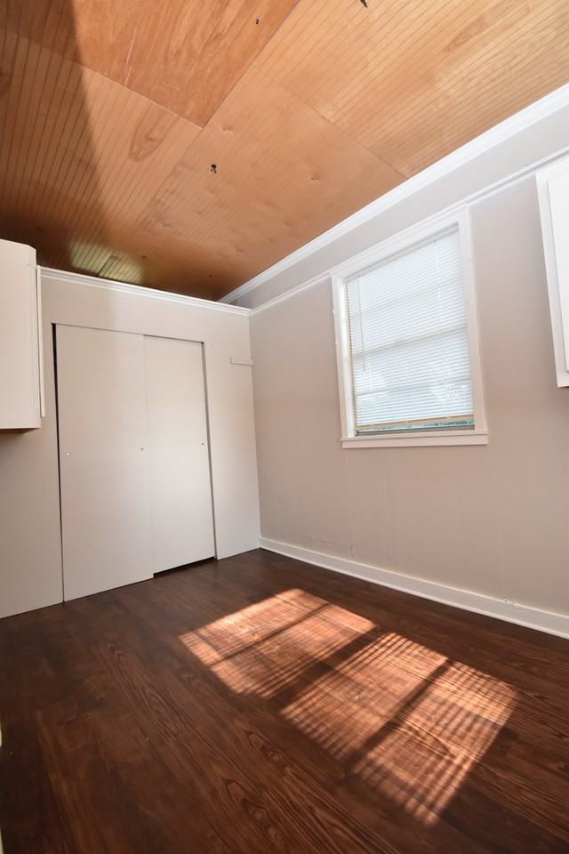 706 N Trenton St - Photo 3 of 14