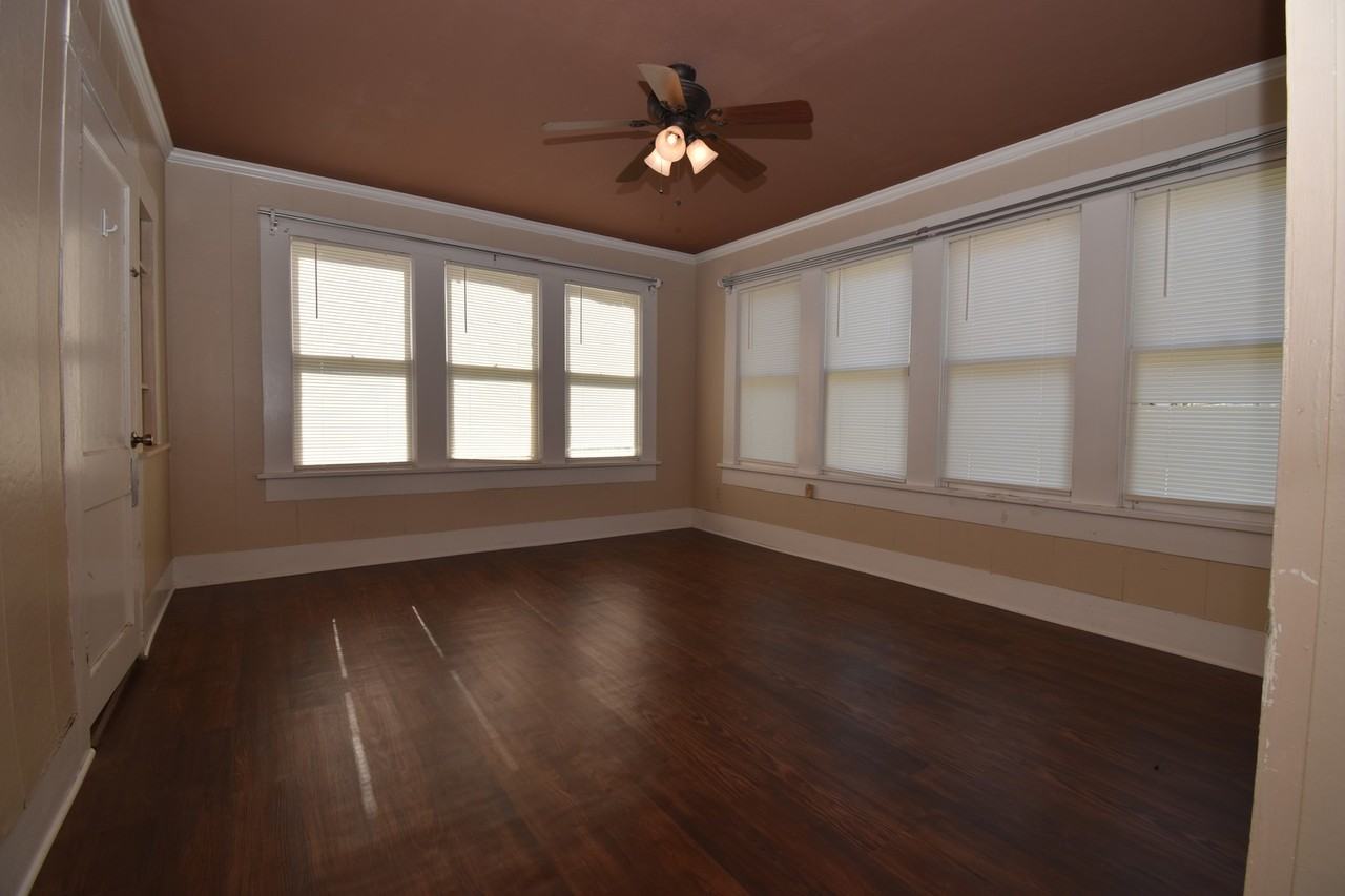 706 N Trenton St - Photo 7 of 14