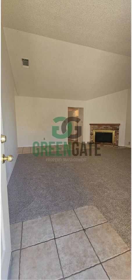 2024 Amsterdam Ln - Photo 5 of 50