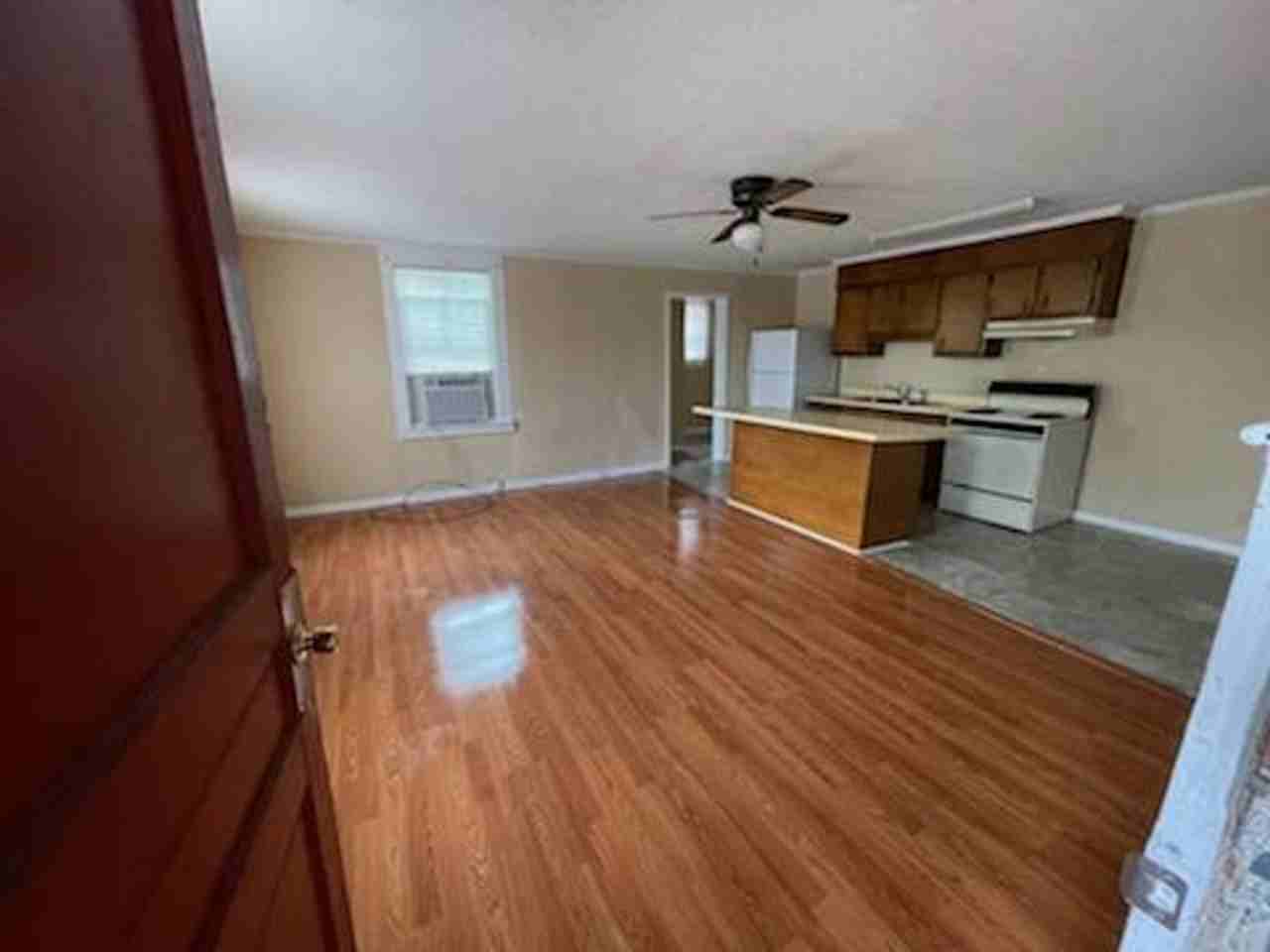 220 E Main St - Photo 2 of 9
