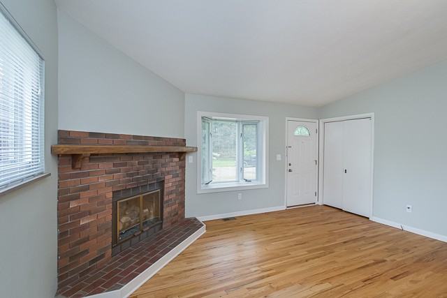 1520 Las Vegas Dr - Photo 4 of 21