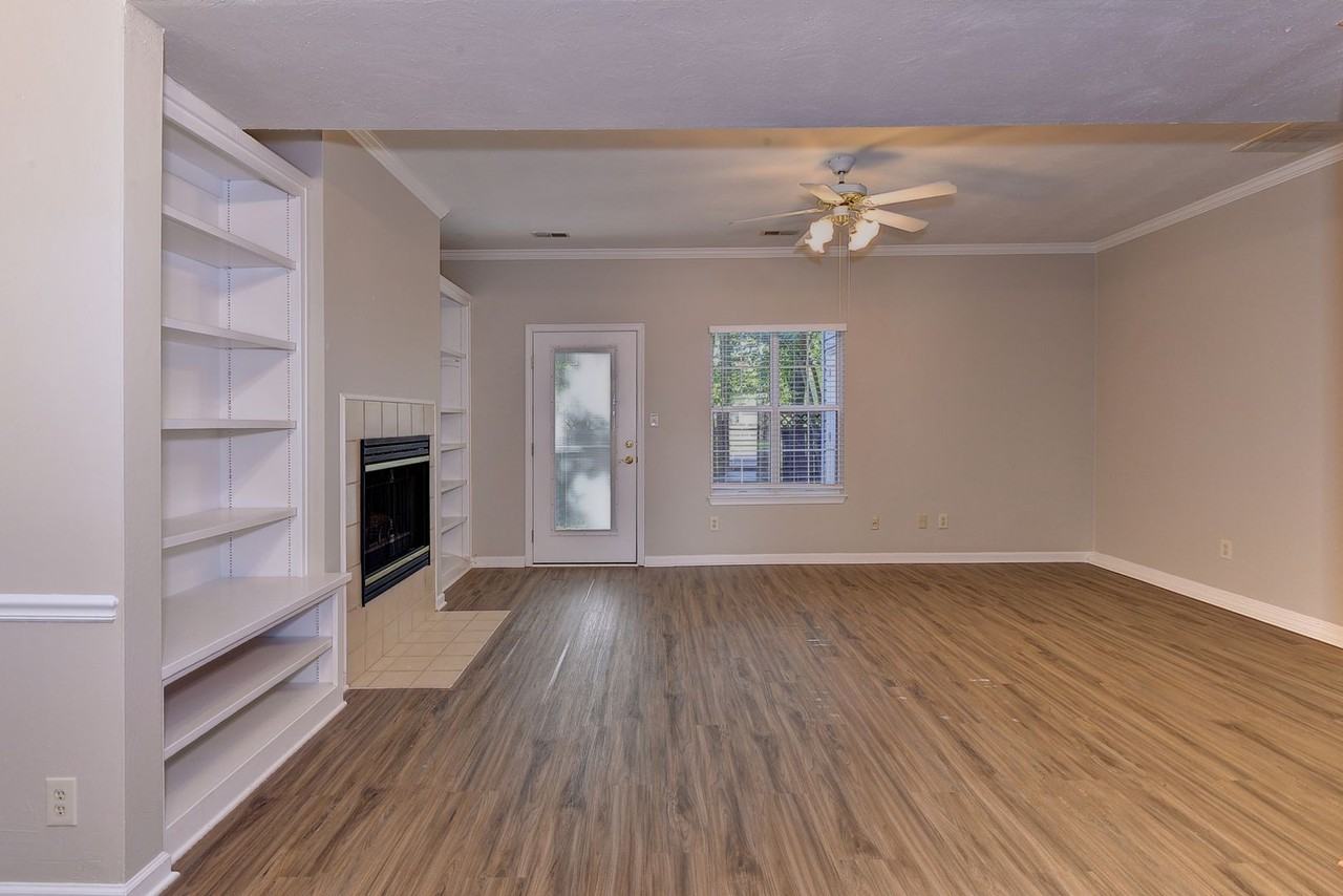 403 Wrought Iron Bnd - Photo 6 of 30