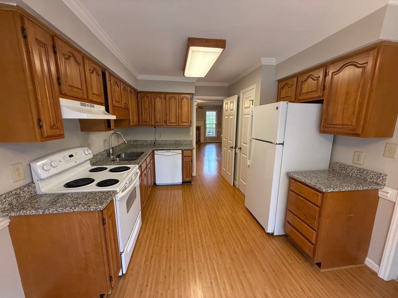 6705 Queen Annes Dr - Photo 2 of 10