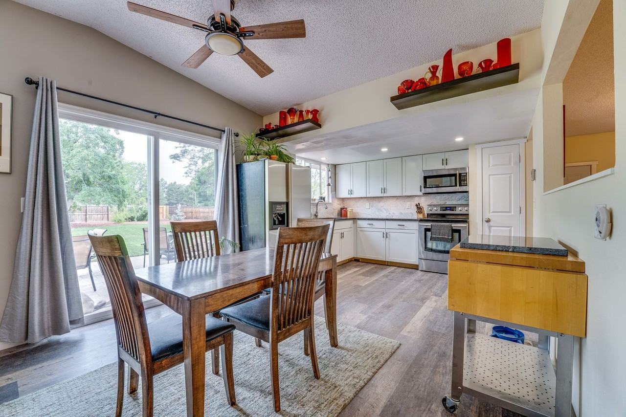 1030 Wagonwheel Dr - Photo 6 of 33