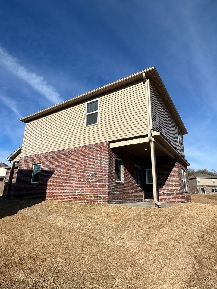 3311 Gulley Ln - Photo 5 of 29