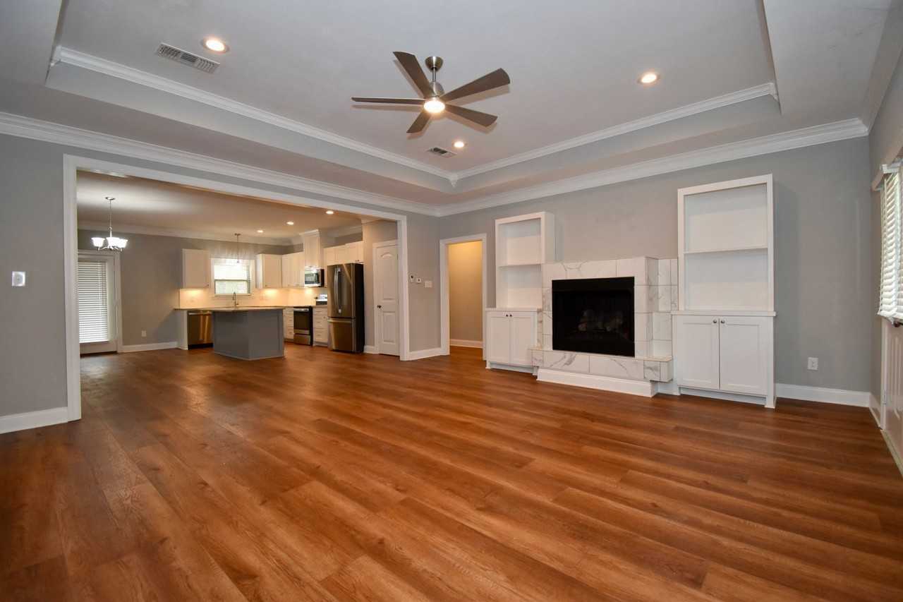 112 Haley Ln - Photo 4 of 29