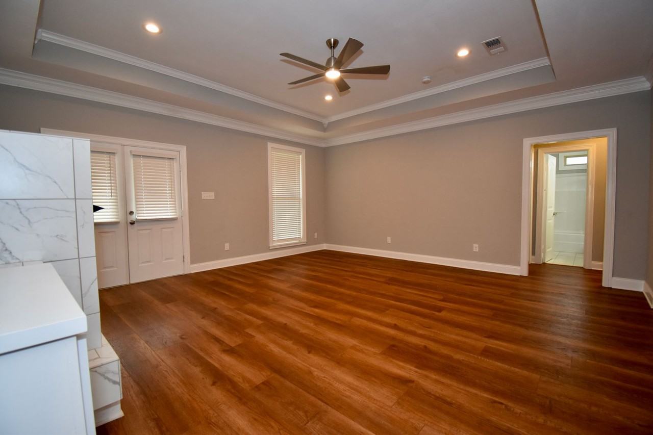 112 Haley Ln - Photo 6 of 29