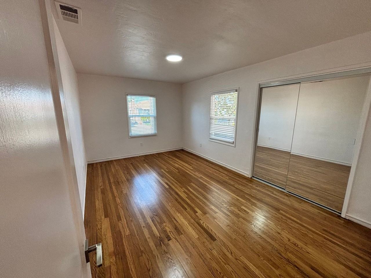 2305 Legion Ave - Photo 6 of 13