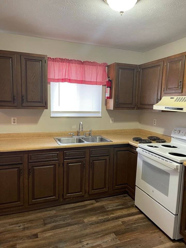 622 Miami Ave - Photo 2 of 4