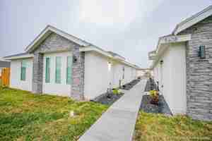 featured image of 3304 S Colt Ln