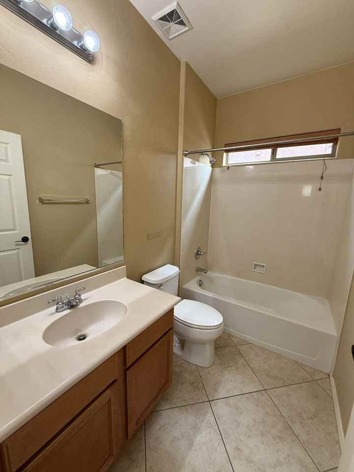 3680 W Scavenger Dr - Photo 6 of 34
