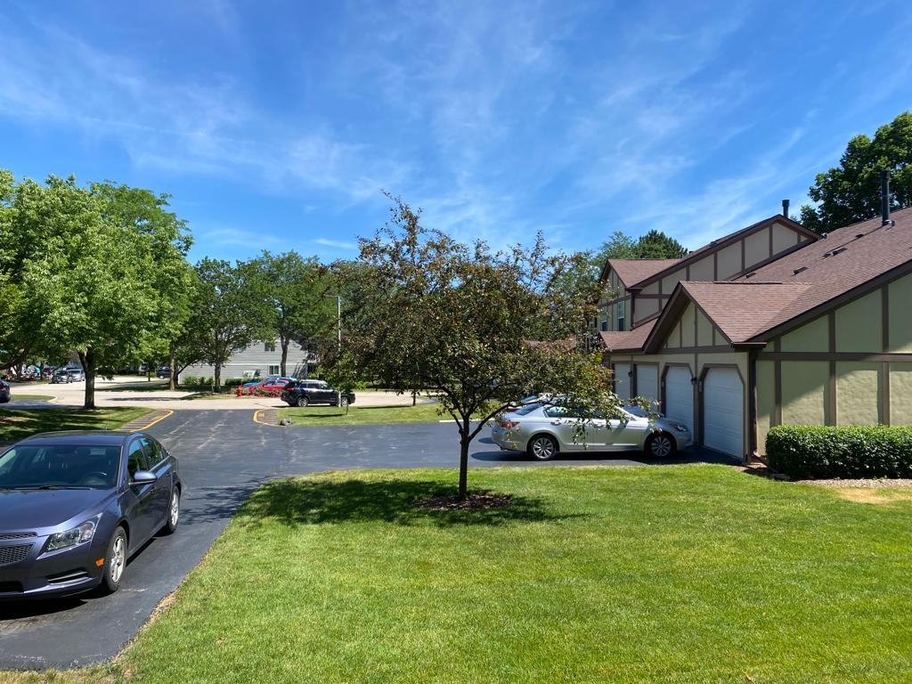 1075 Auburn Ln #1075 - Photo 2 of 26