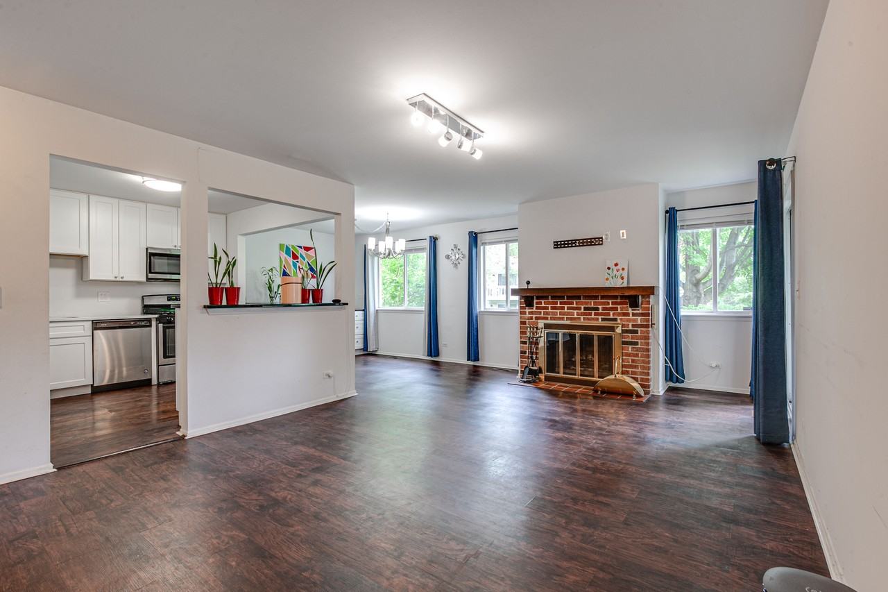 1075 Auburn Ln #1075 - Photo 6 of 26
