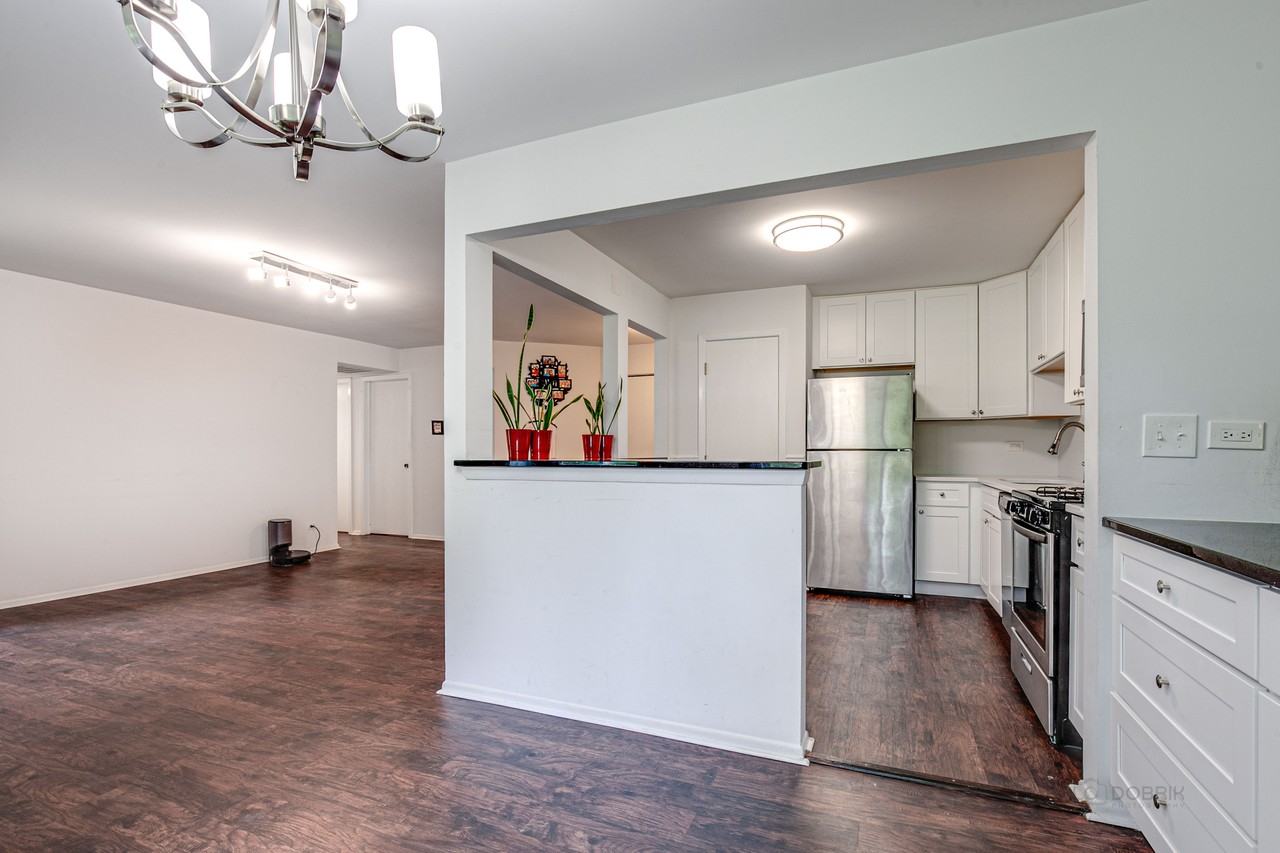 1075 Auburn Ln #1075 - Photo 7 of 26