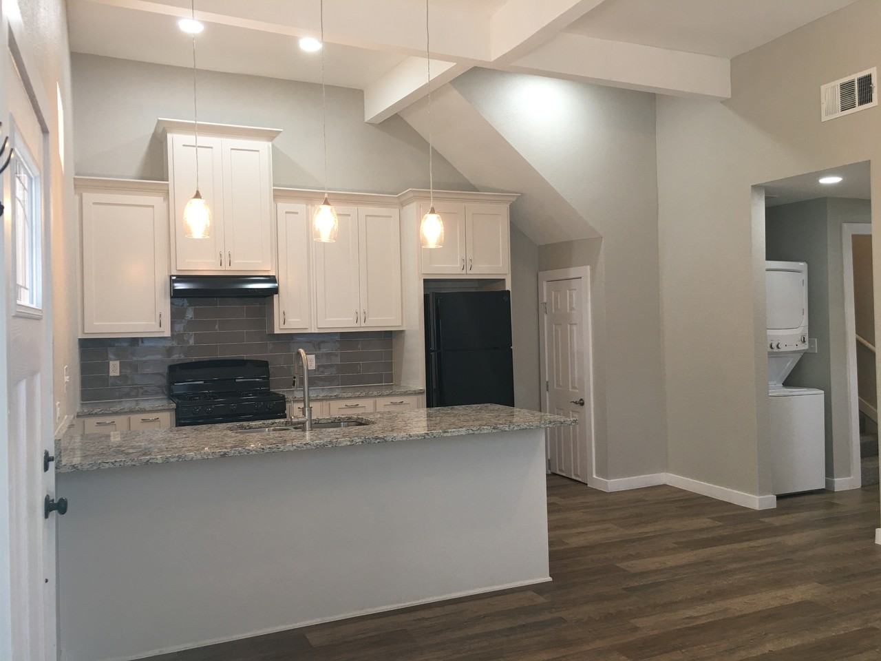 512 N Kentucky St #B - Photo 5 of 35