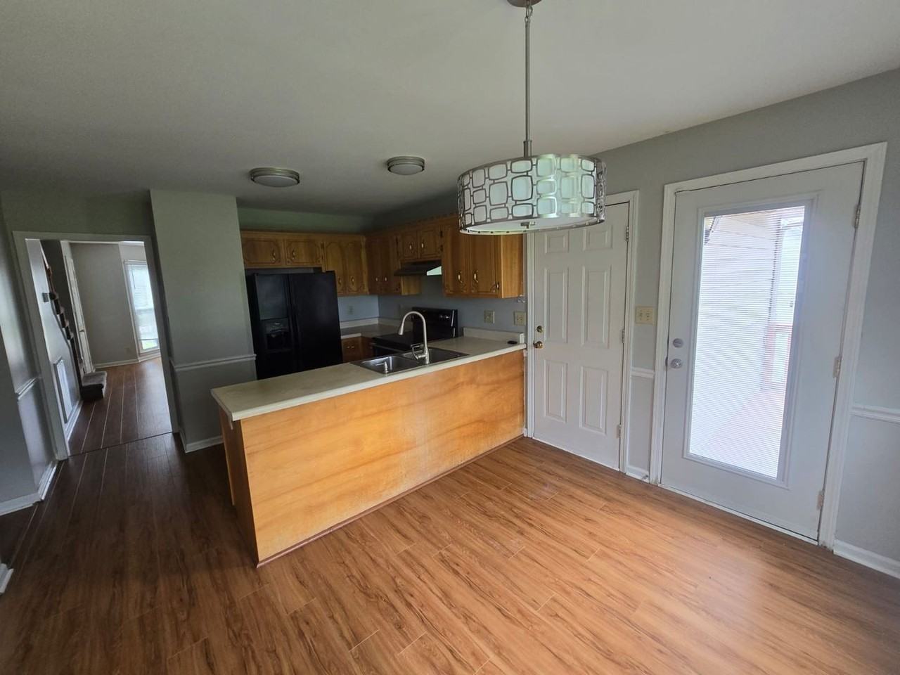 1225 Cobblestone Ln - Photo 5 of 16