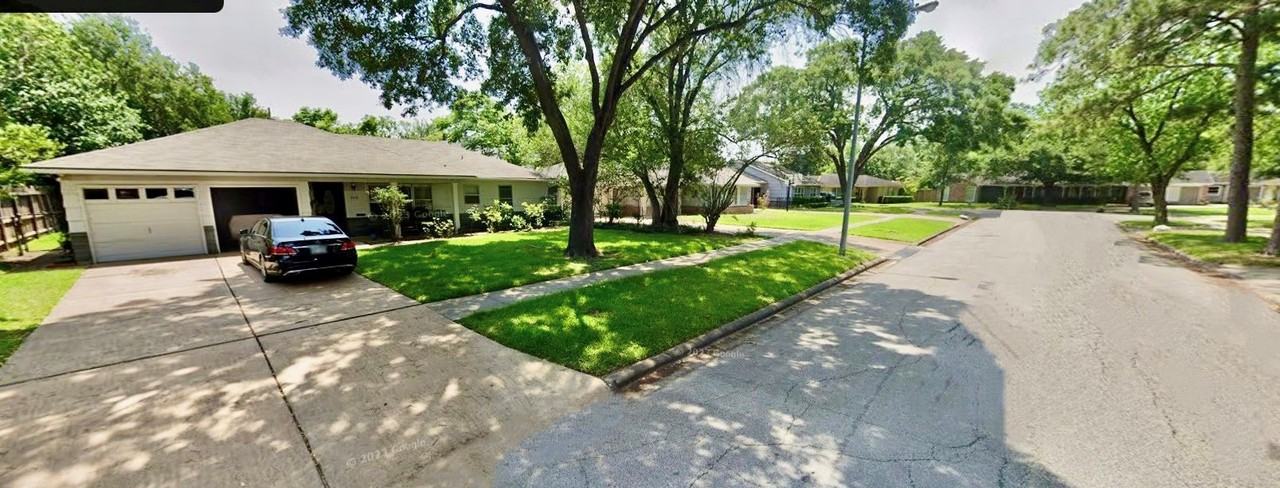 809 Woodstock St #NA - Photo 2 of 29