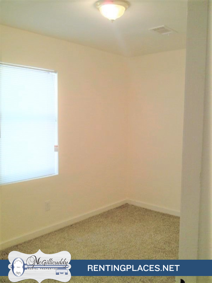 1244 Holden Dr #NA - Photo 6 of 9