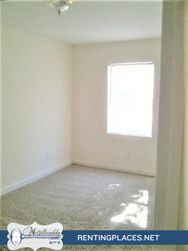 1244 Holden Dr #NA - Photo 7 of 9