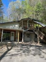 featured image of 2560 Cp Howard Dr