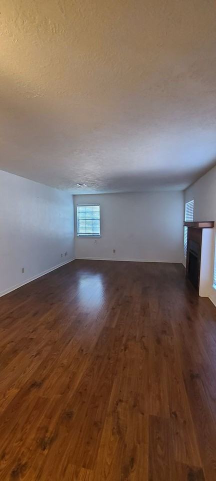2401 2401 Sycamore E8 - Photo 5 of 9