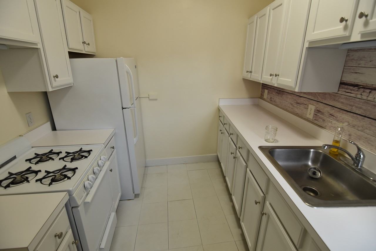 1368 Commonwealth Ave #29 - Photo 4 of 11