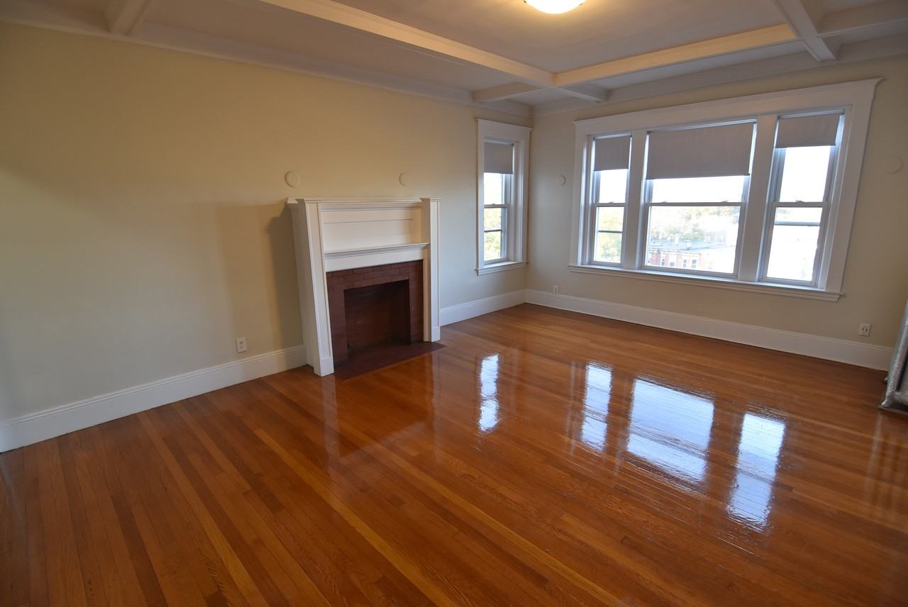 1368 Commonwealth Ave #29 - Photo 5 of 11