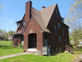 176 Upland Ave - Photo 1 of 1