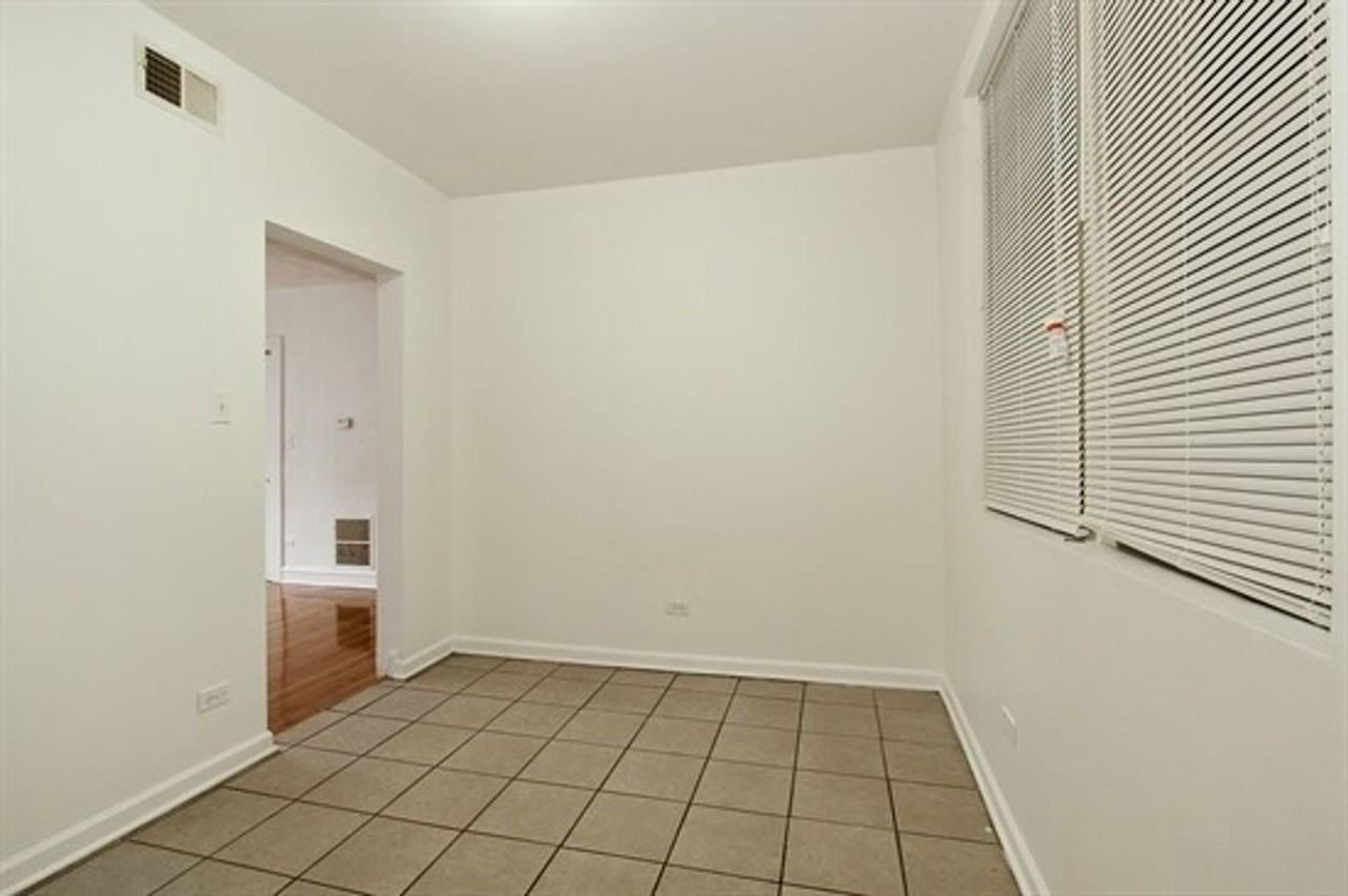 7601 S Coles Ave Chicago, IL 60649 - Photo 4 of 11