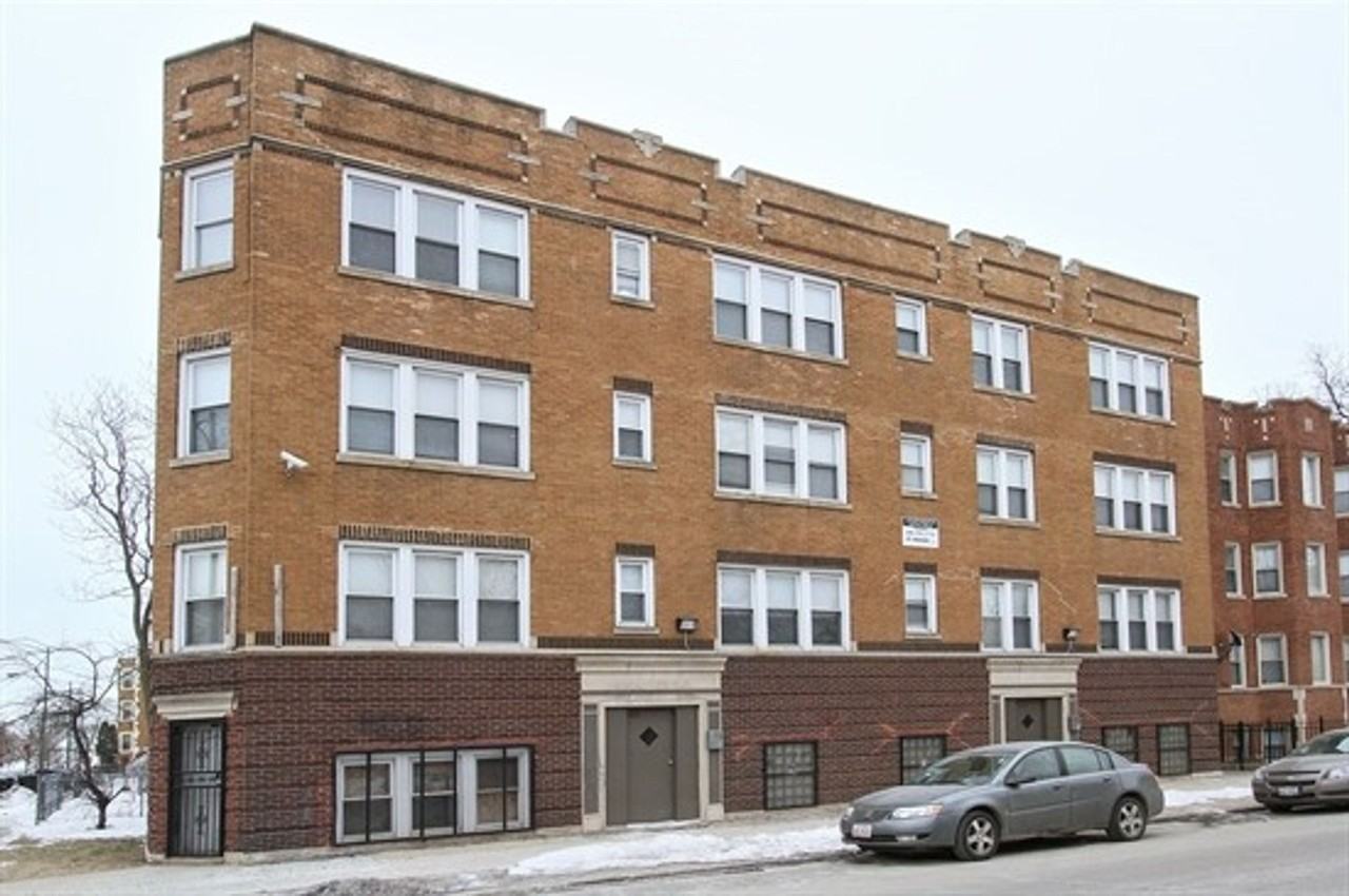 7601 S Coles Ave Chicago, IL 60649 - Photo 5 of 11