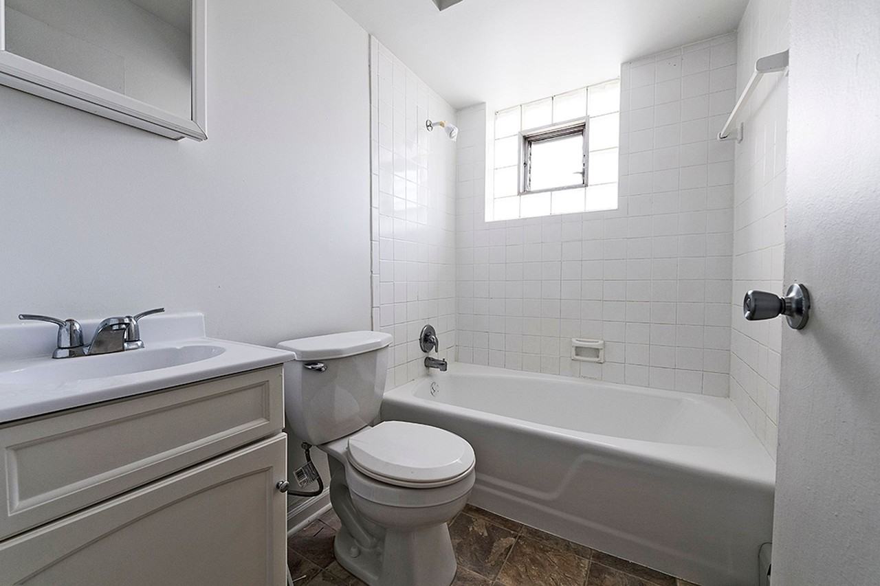 14020 S School St Riverdale, IL 60827 - Photo 2 of 28
